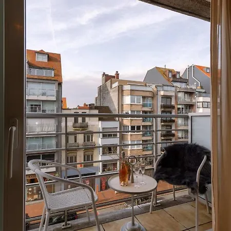 Two Bedroom In Centre Of