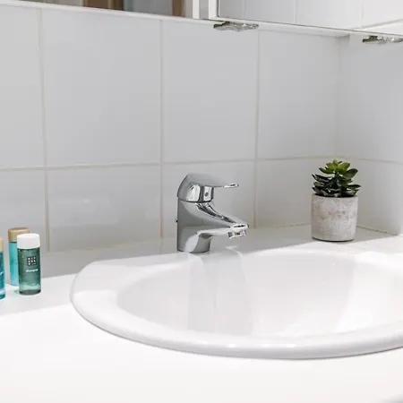 Two Bedroom In Centre Of アパート