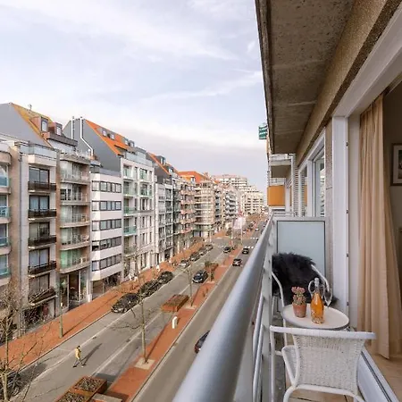 Two Bedroom In Centre Of Lägenhet *